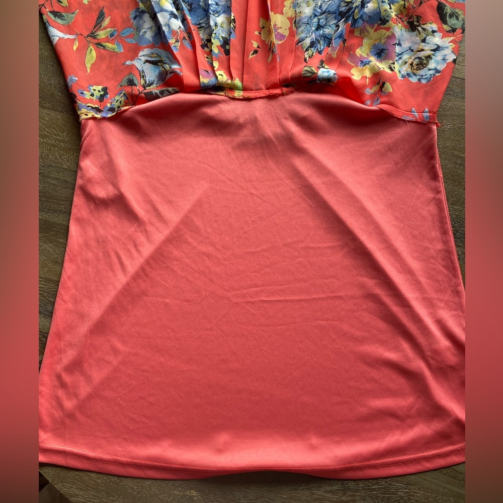 Doe & Rae red floral top - Picture 3 of 4